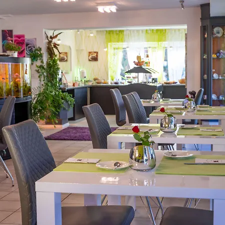 Hotel Rosengarten-3