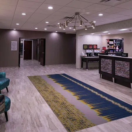 Hampton Inn & Suites Atlanta/Marietta-2