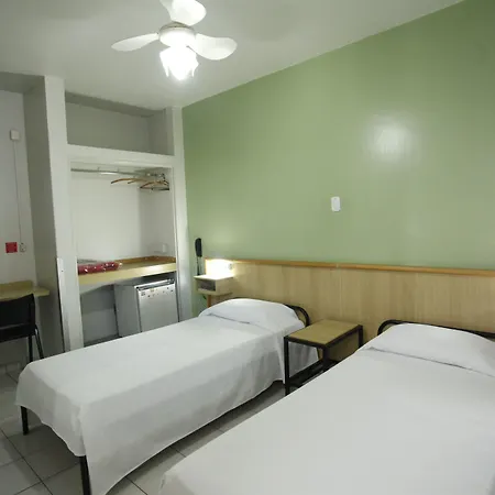 Hotel Malibu-2