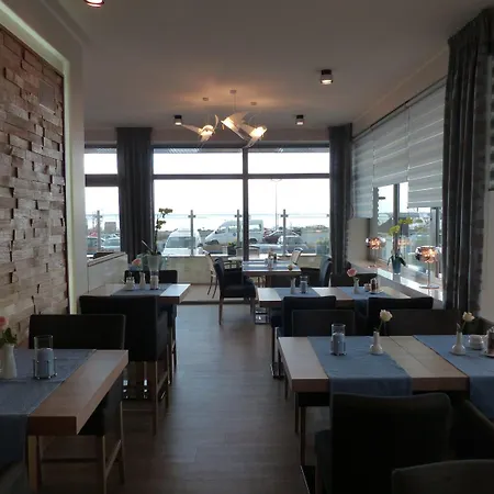 Strand-Hotel-2