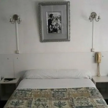 Hotel Victor Hugo-3