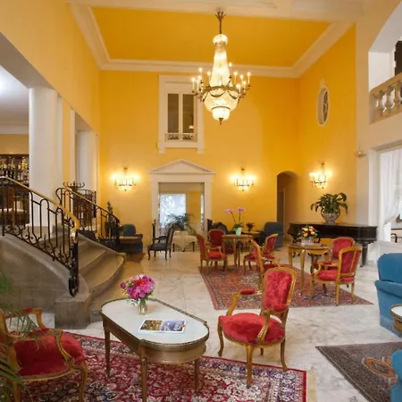 Logis Hotel Royal Saint-Mart-3