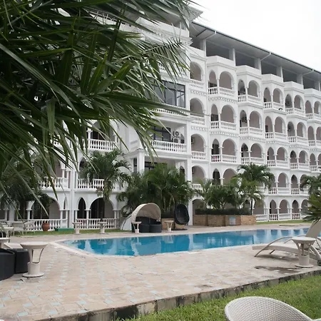 Cityblue Creekside Hotel & Suites-2