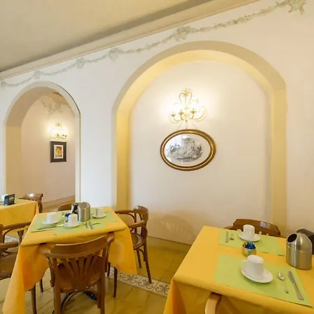 Hotel Moderno-2