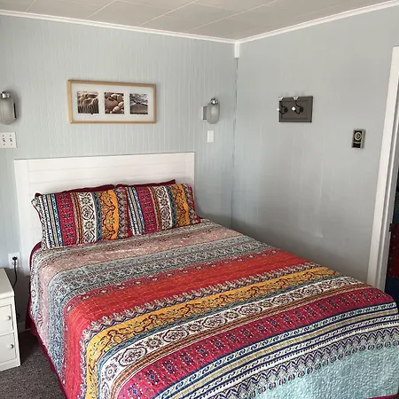The Monarch Motel-3