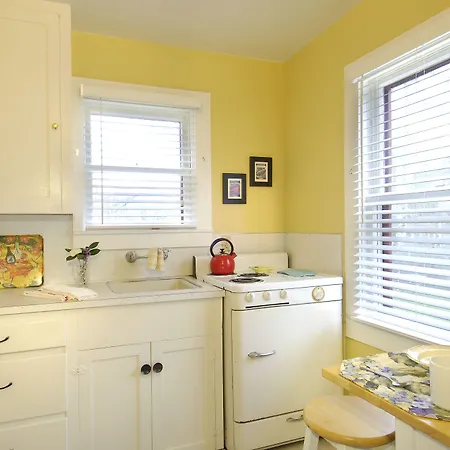 Palm Cottages-2
