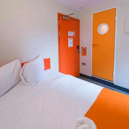 Easyhotel Glasgow City-2