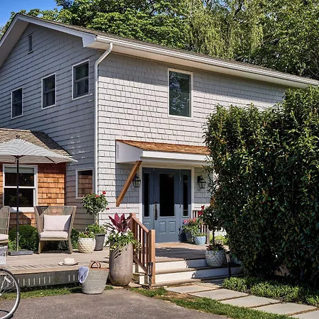 Journey East Hampton-2
