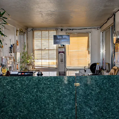 Bloomfield Motel-2