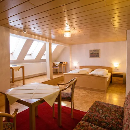 Hotel-Gasthof Goldener Greifen-2