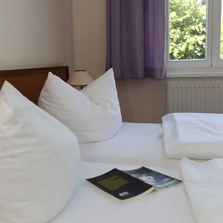 Hotel-Pension Seeblick-2