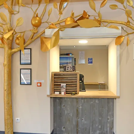 Logis Hotel Yseria - Historical Center-3