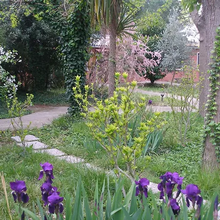 La Chaumiere-2