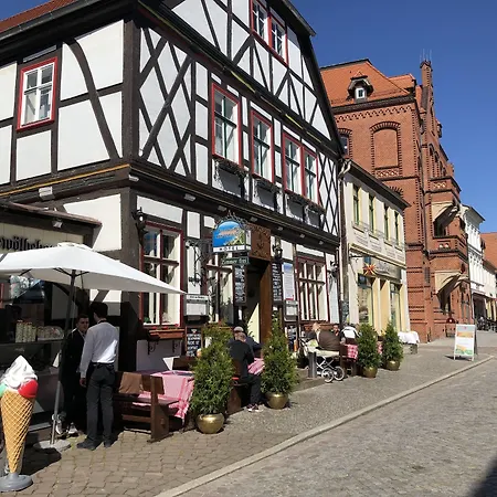 Hotel am Rathaus Adii-3