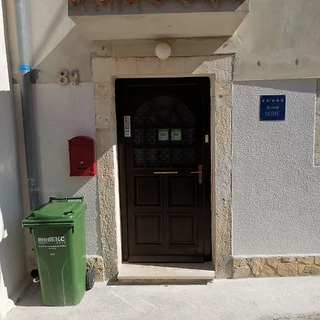 Guest House Accommodation Rupine-3