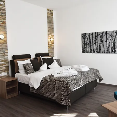 Hotel Badehof-2