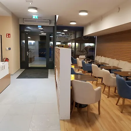 Rheincity Hotel & Boardinghouse-2