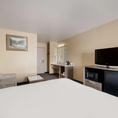 Surestay Hotel By Best Western Wells-2