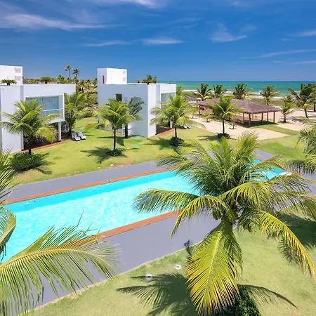 B Blue Beachouses-3
