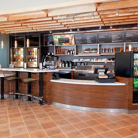 Courtyard By Marriott Deland Historic Downtown-3