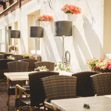 Hotel&Restaurant Zum Vater Rhein-3