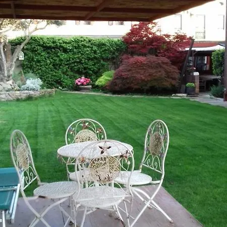 Villa Alessi B&B-3