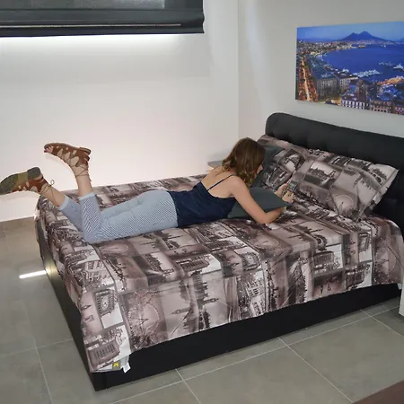 B&B Vesuvius-2
