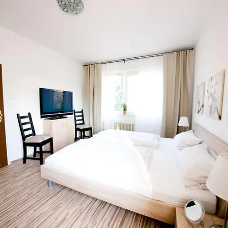 Hotel Am Stadion-3