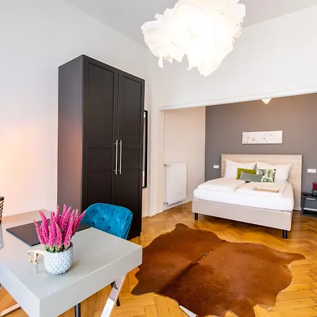 Luxstay Bad Nauheim - Self-Check-In-3