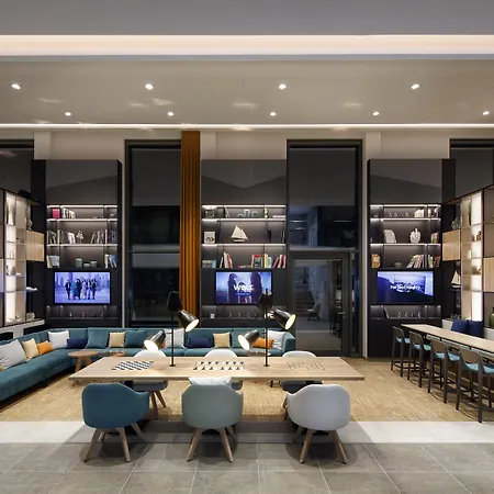 Holiday Inn - Hamburg - Hafencity By Ihg-2
