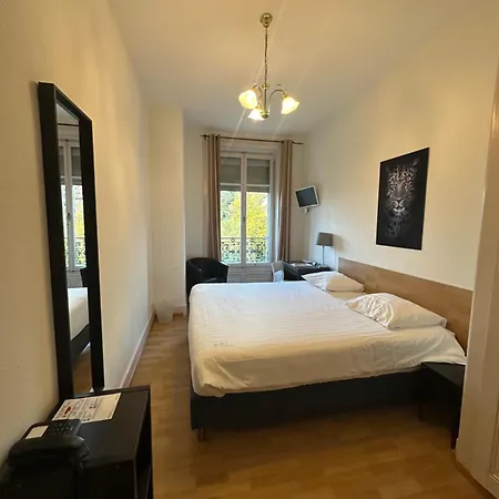 Hotel Des Tourelles-3