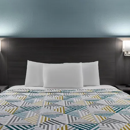 Red Lion Inn & Suites Lemoore-2