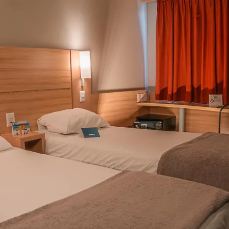 Nobile Inn Santiago-2