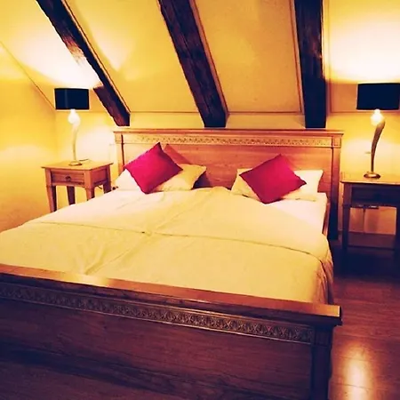 Romantik Hotel Der Adelshof-3