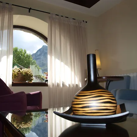 Hotel Valle De Izas-3