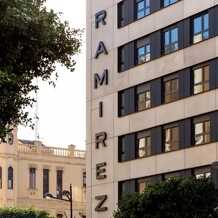 Ramirez Flats Valencia-2