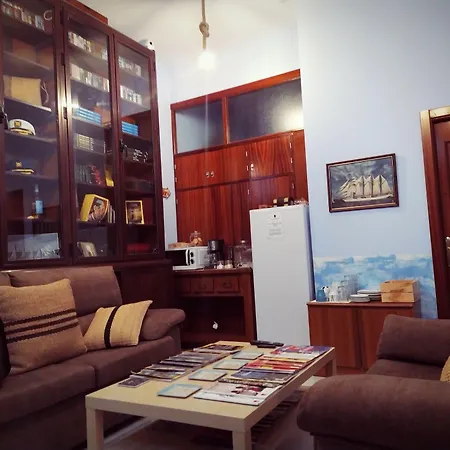 Hostal Casa Nautilus-2