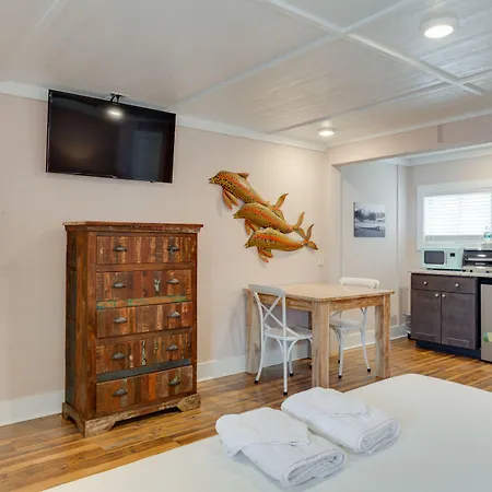 See Sea Motel-2