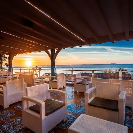 Baia Calavà Hotel e Residence-2