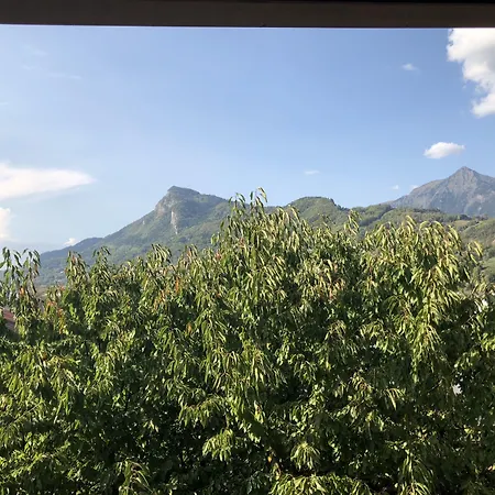La Villa d'Hélène 2 - Chambres d'hôtes BnB et Appartements - Cluses-3