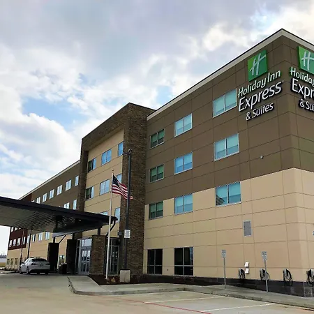Holiday Inn Express & Suites - Springfield North By Ihg-3