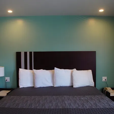 Beach Inn-3