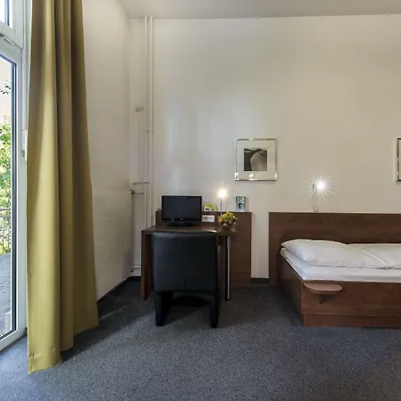 Cjd Bonn Castell-3