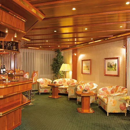 Burghotel-2
