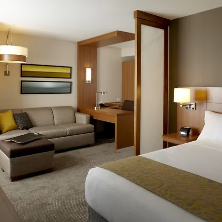 Hyatt Place Calgary Airport-2
