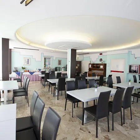 Hotel Mirage-2