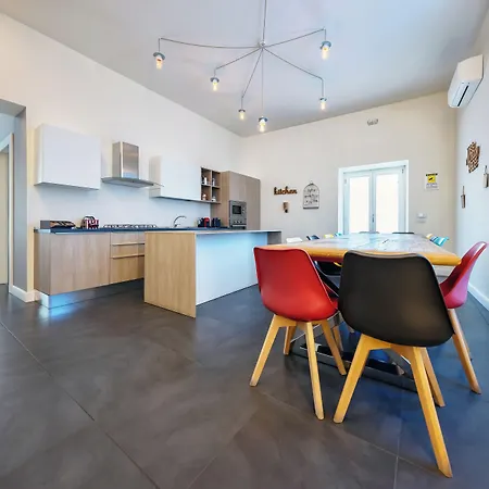 Napoli Squares Suites-3