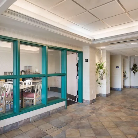 Red Lion Inn & Suites Butte-2