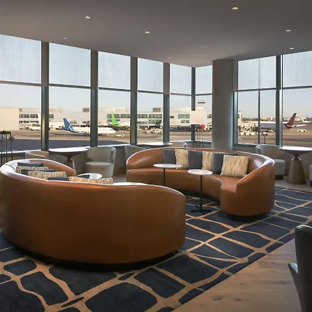 Grand Hyatt At Sfo-3