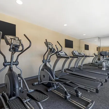 Best Western Plus Anaheim Inn-3